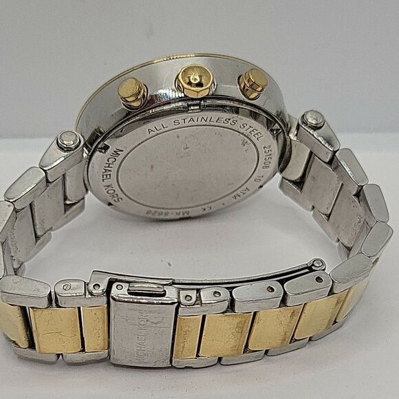 Michael Kors MK5626 Womens Stainless Steel Analog Silver Dial Quartz Watch BC769 - Picture 10 of 10